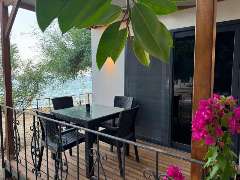 Otelox Ayas Beach Bungalov Erdemli Eksteriør billede