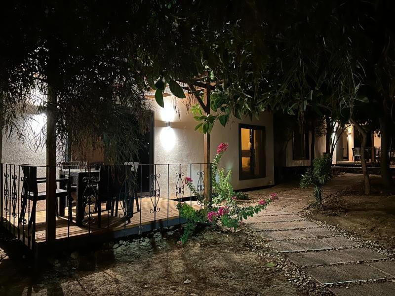 Otelox Ayas Beach Bungalov Erdemli Eksteriør billede